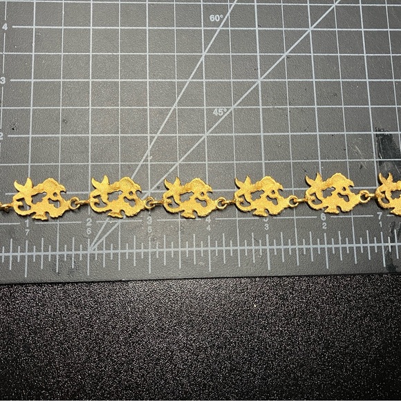 Fish, seahorse and starfish Gold tone vintage Bracelet - Picture 5 of 5